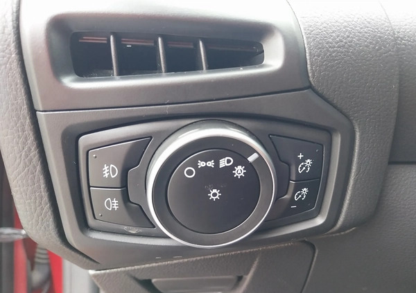 Ford Focus cena 55000 przebieg: 142819, rok produkcji 2018 z Ostrołęka małe 379